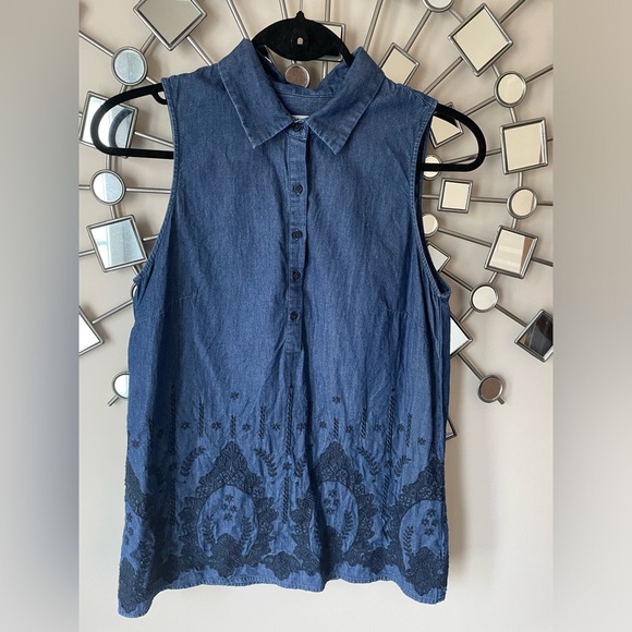 Twik sleeveless embroidered tank top Small 18.5” ptp - Picture 6 of 9